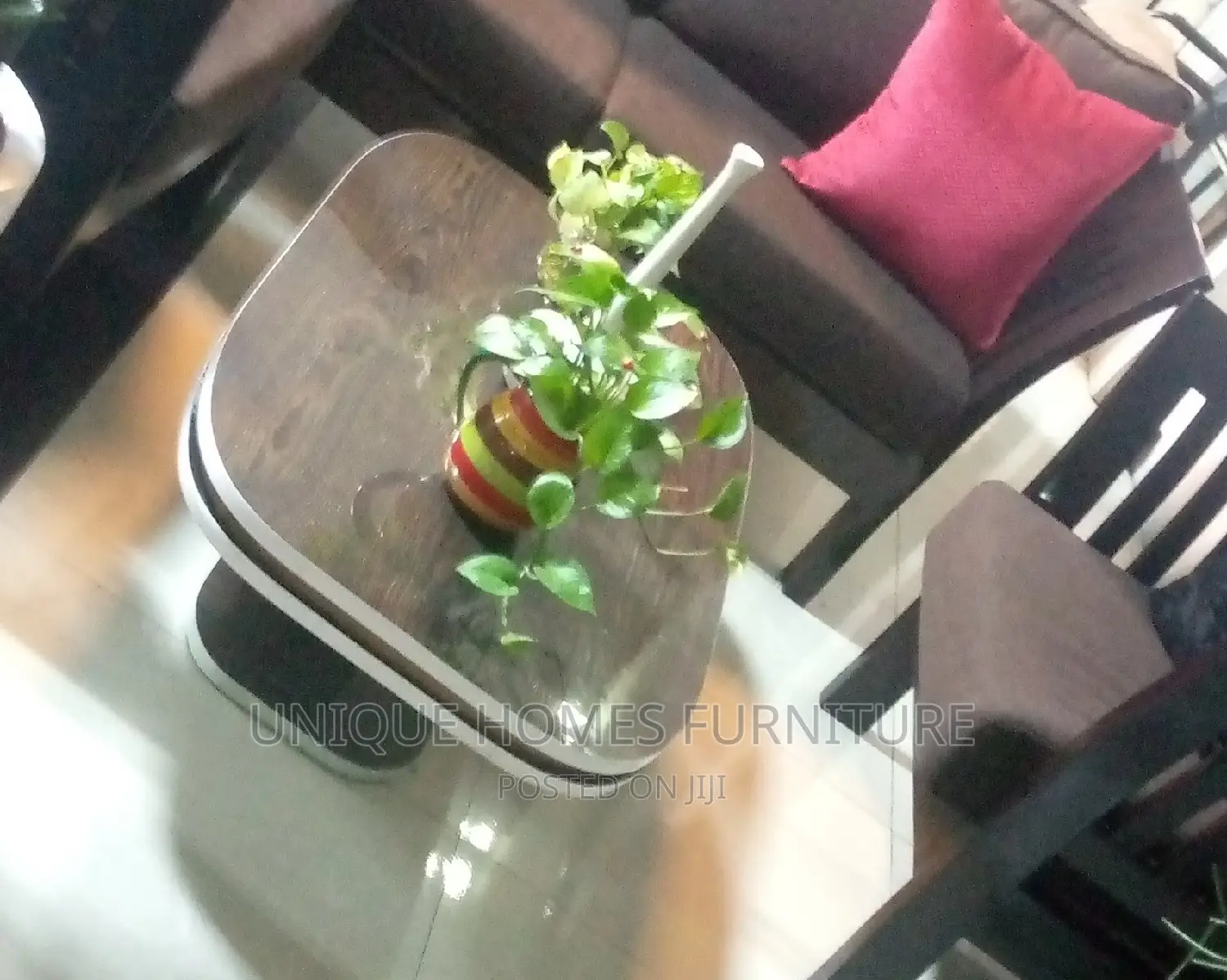 Unique Homes Offers U With a Quality Center Table