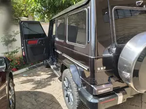 Mercedes-Benz G-Class G63 AMG 4dr SUV 4WD (5.5L 8cyl Turbo 7A) 2014