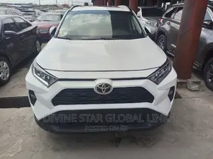 Toyota RAV4 2020 White