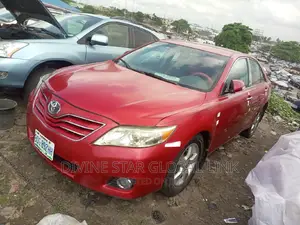 Toyota Camry 2009 Red