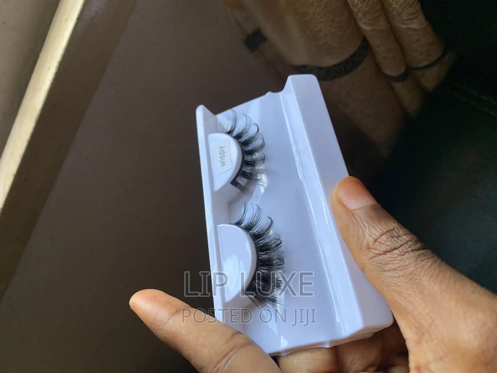 Lash Strip