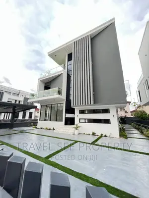 Furnished 5bdrm Mansion in Osapa London Private for sale