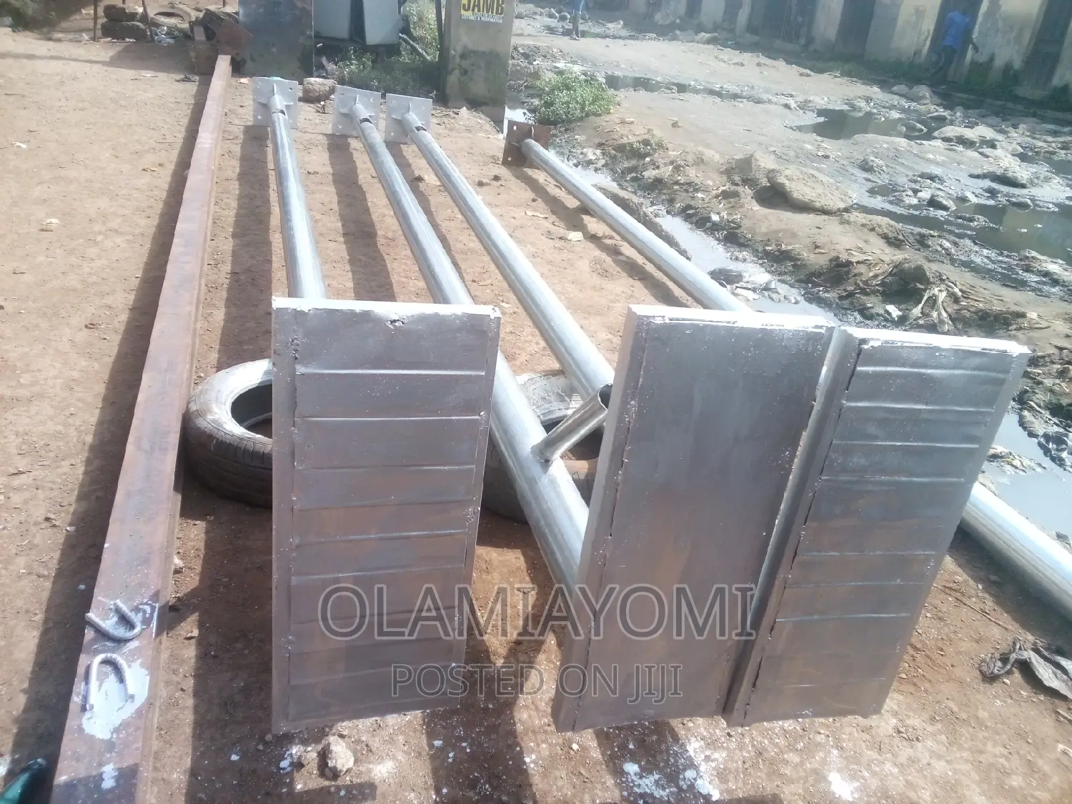 Electric Pole With Cover