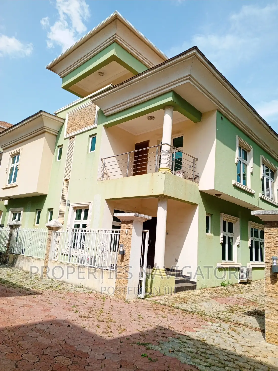 5bdrm Duplex in Asokoro for rent