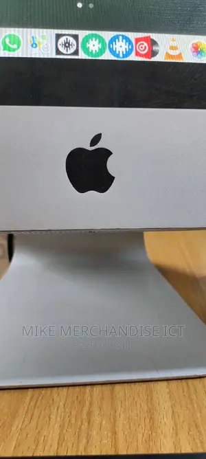 Desktop Computer Apple iMac 4GB Intel Core I5 HDD 500GB