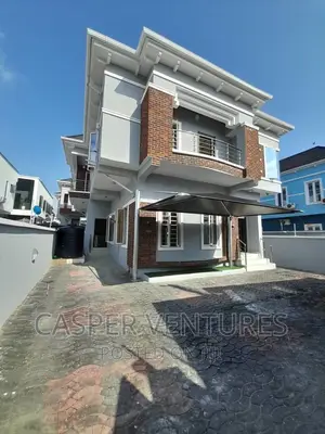 4bdrm Duplex in Chevron for rent