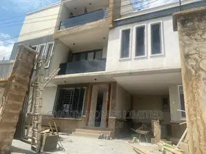 Furnished 4bdrm Duplex in Ikeja for sale
