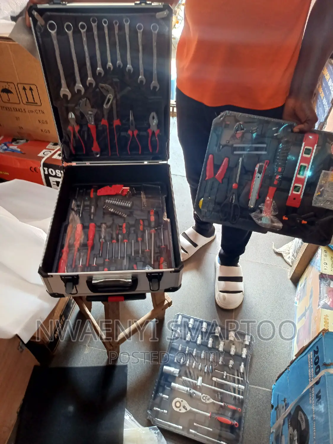 699pcs Tools Box