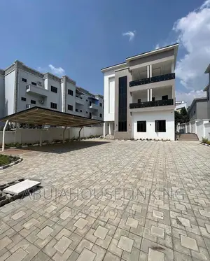 6bdrm Duplex in Guzape Abuja for sale