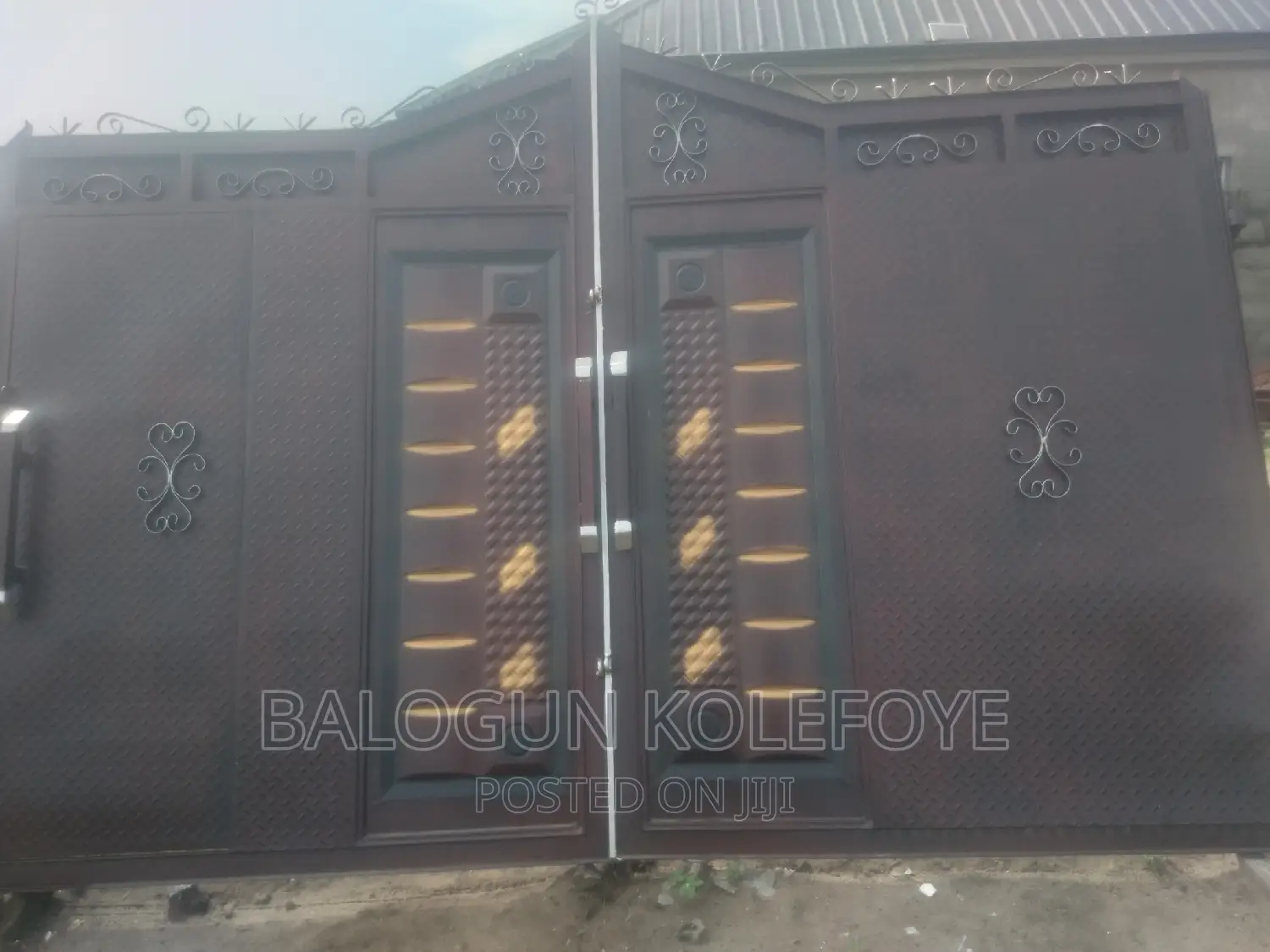 Metalic Doors and Gate