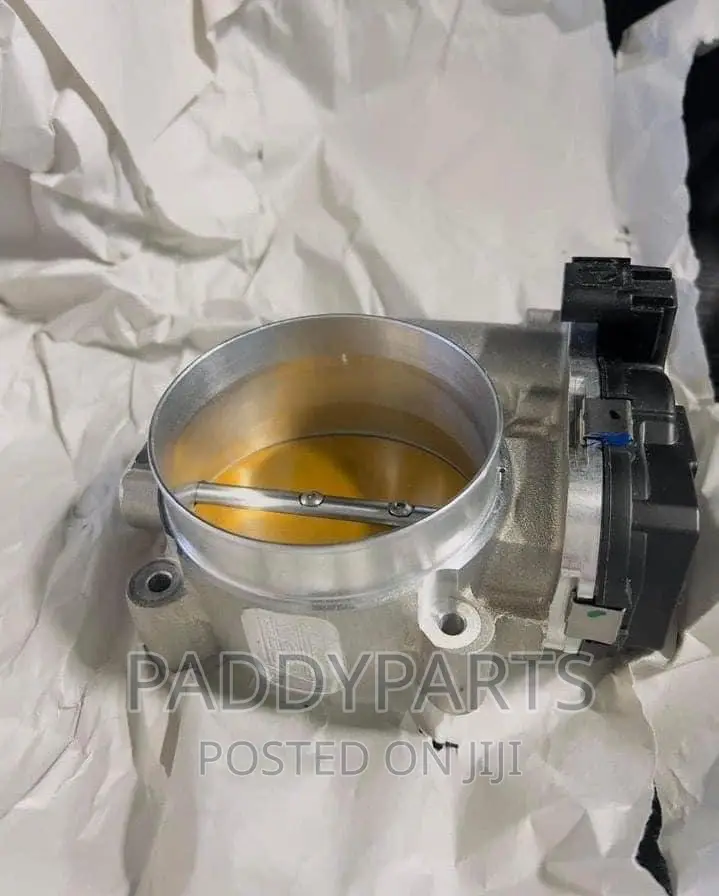 Dodge Charger Throttle Body/Injector Mouth in Lagos Island (Eko