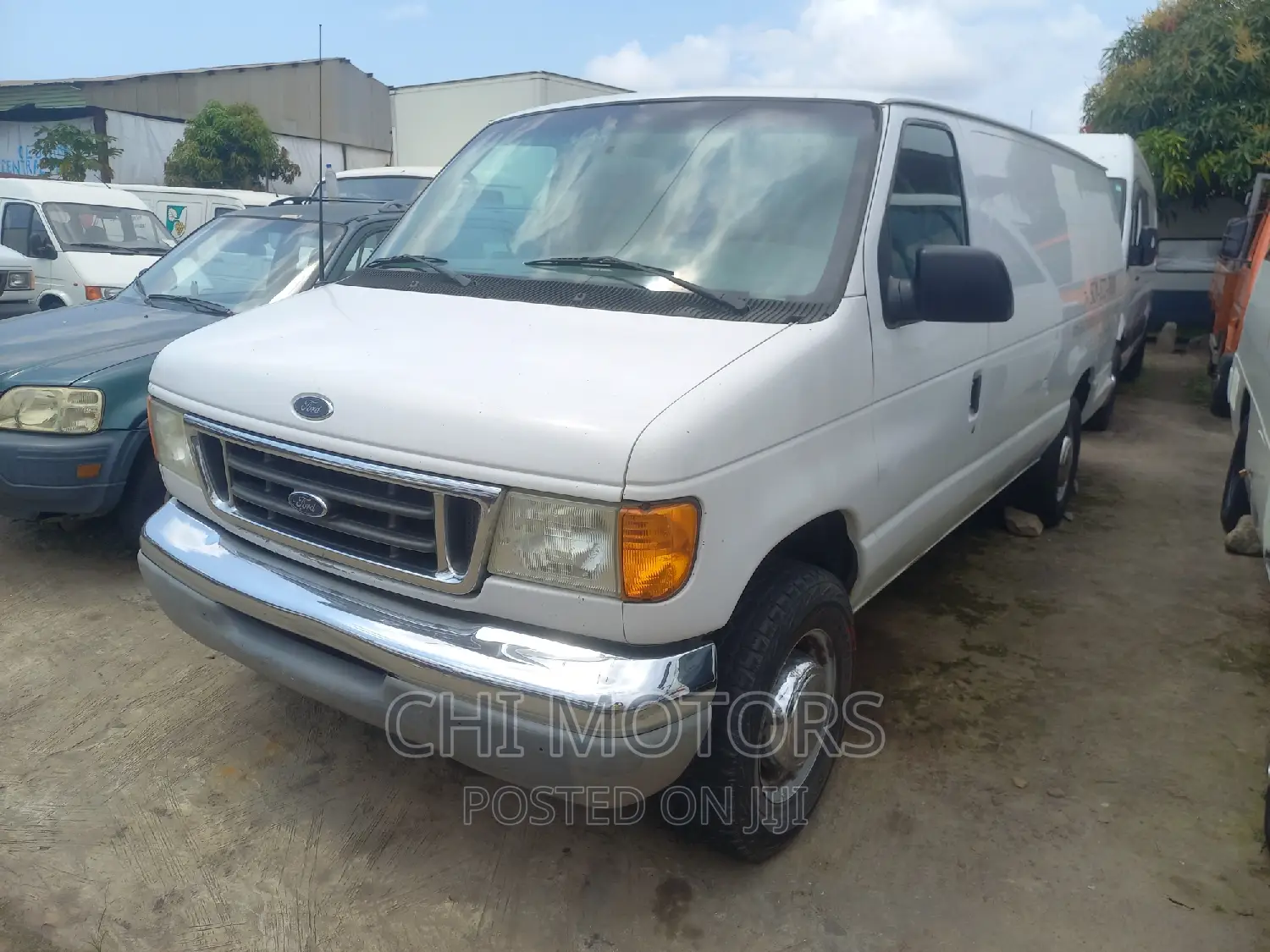 Ford E250 2005 White