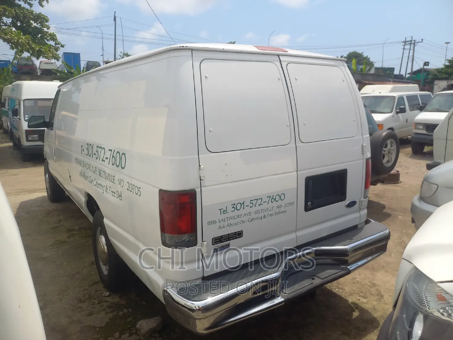 Ford E250 2005 White