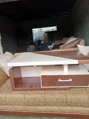 Unique Homes Offers U With a Quality Center Table