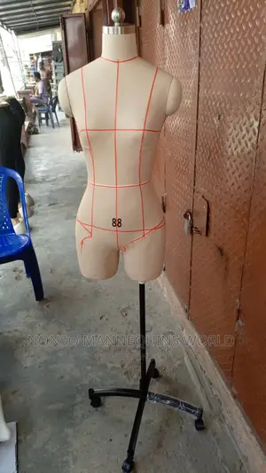 Size 8 Bodyform Female Fully Pinnable Dressform