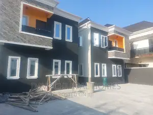 2bdrm Apartment in Chevron, Lekki for rent
