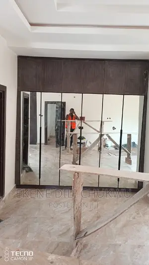 Inbuilt Wardrobe Unit for Masters
