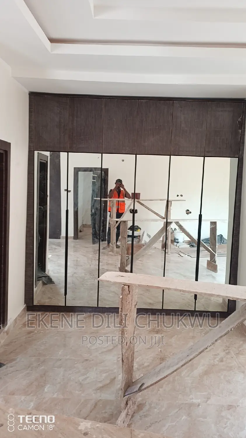 Inbuilt Wardrobe Unit for Masters