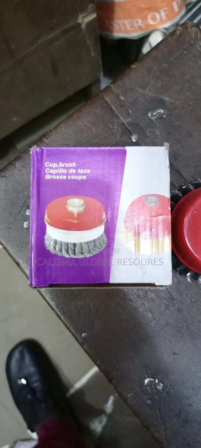 Wire Brush Twisted