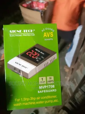 AVS 30amp Electronics Protector