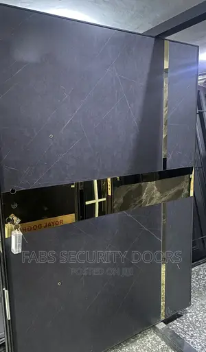Pivot Door (5ft) With Camera Handle