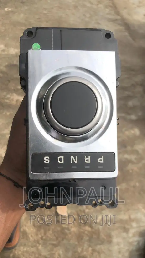 Range Rover Vogue Gear Selector 2015