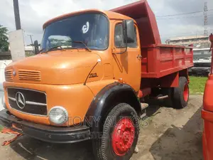 1513 Tokunbo Mercedez Tipper With Front and Back Auxiliary