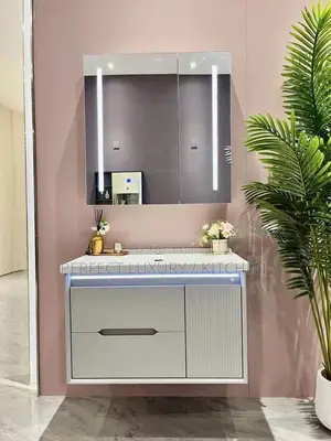 Quality Cabinet Without Mirror