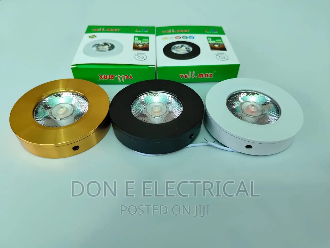 Step Spotlight 7watt 2color Velmax