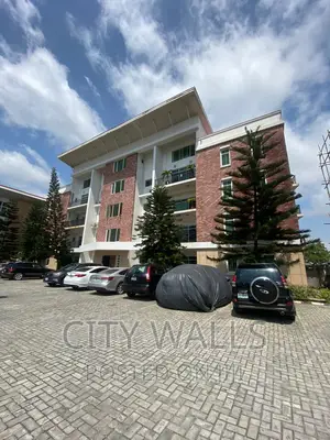2bdrm Block of Flats in Lekki Phase 1 for rent