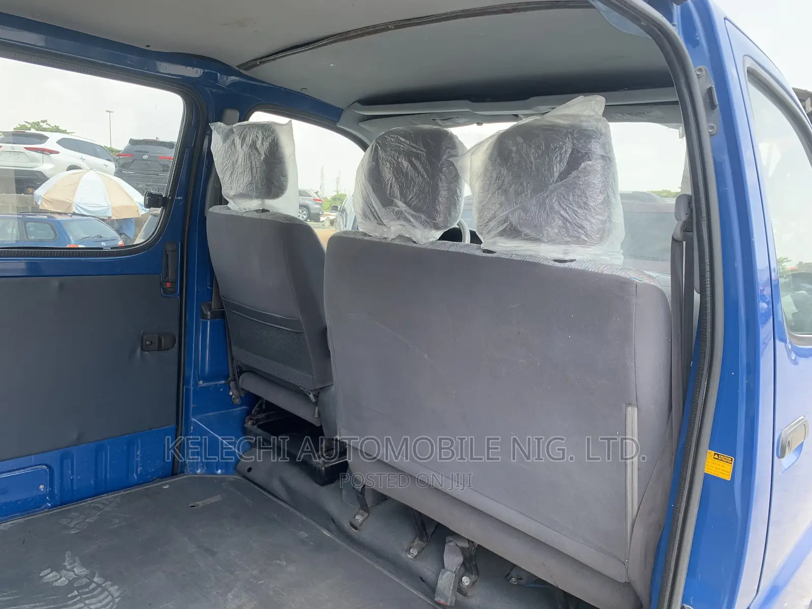 Toyota HiAce 2005 Blue