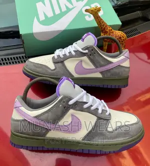 Nike Sneakers