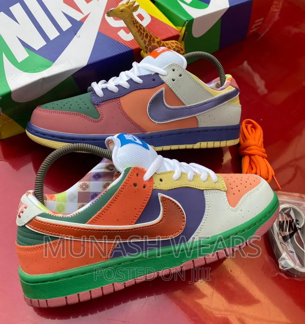 Nike Sneakers