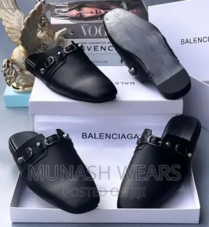 BALENCIAGA Half Shoe
