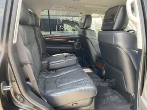 Lexus LX 570 AWD 2018 Black