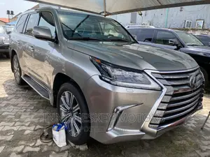 Lexus LX 570 AWD 2018 Gold