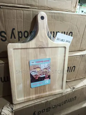 Quality Wooden Platter for Serving Food