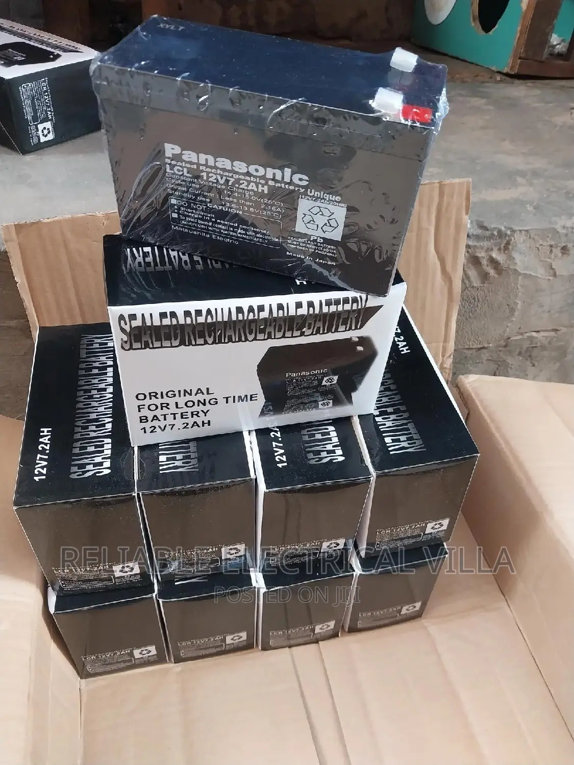 12 Volts 7.2ah Battery