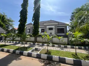 6bdrm Mansion in Maitama Main By for sale