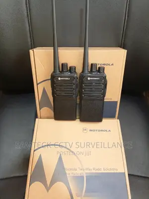 Motorola M9 UHF Two Way Radio