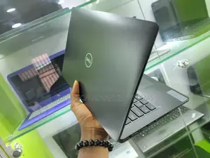Laptop Dell Latitude E5300 8GB Intel Core I7 SSD 256GB