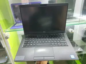Laptop Dell Latitude E5300 8GB Intel Core I7 SSD 256GB