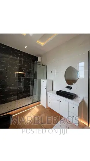 MB6, Luxury Toilet Finishing