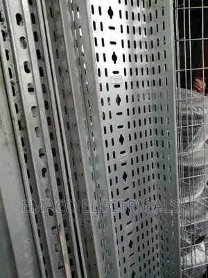 Galvanized Cable Trays and Wire Mesh
