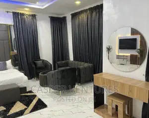 Glittering Apartment in Chevron