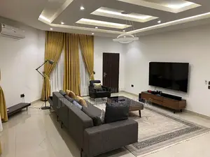 100% Luxury 3 Bedroom Apartment Wuse 2 ( With a Garden)