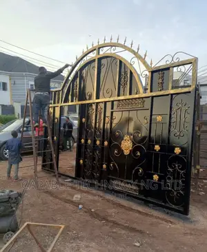 Standard Iron Gate