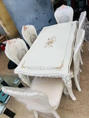 Royal Six Seater Dining Set