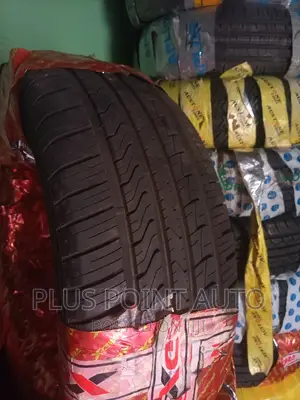 Roadx Tyre for Car