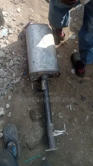 Exhaust Port Toyota 4runner 05 Centre